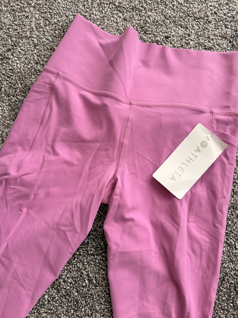 Athleta women’s Salutation high rise leggings